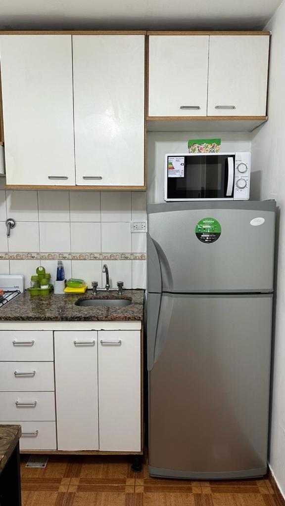 Comodo 2 Ambientes En Crespo, Movistar Arena Apartment